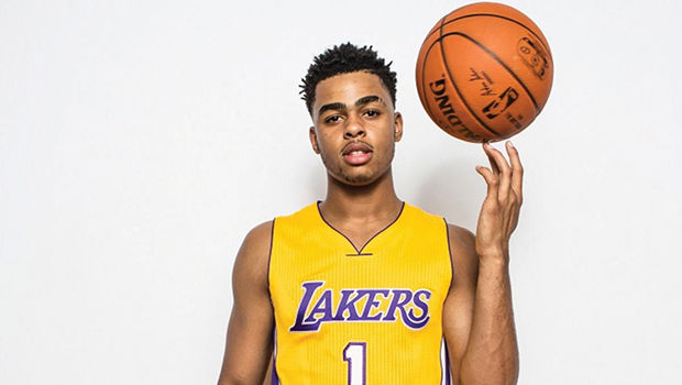 Lakers+rookie%2C+D%E2%80%99+Angelo+Russell%2C+continues+to+find+his+name+in+the+headlines.+The+point+guard+recently+found+himself+at+the+center+of+controversy+after+secretly+recording+teamate+Nick+Young.%C2%A0